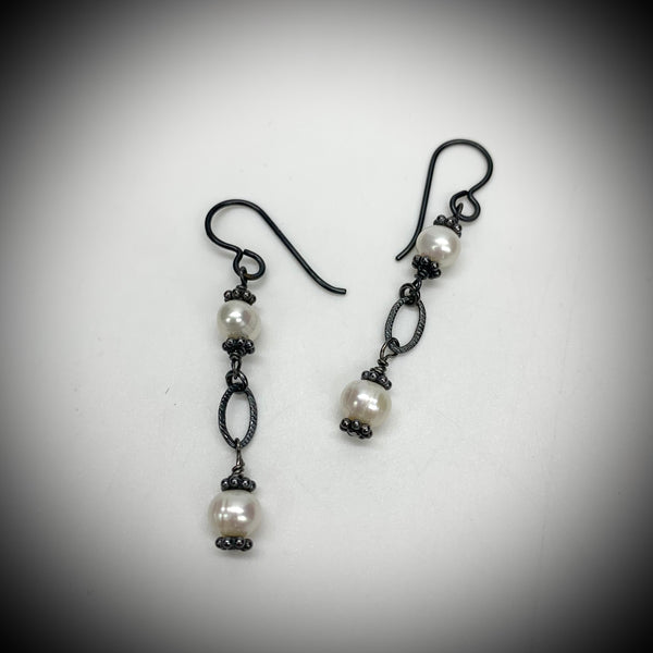 Black Chain w/Pearls SS Earrings